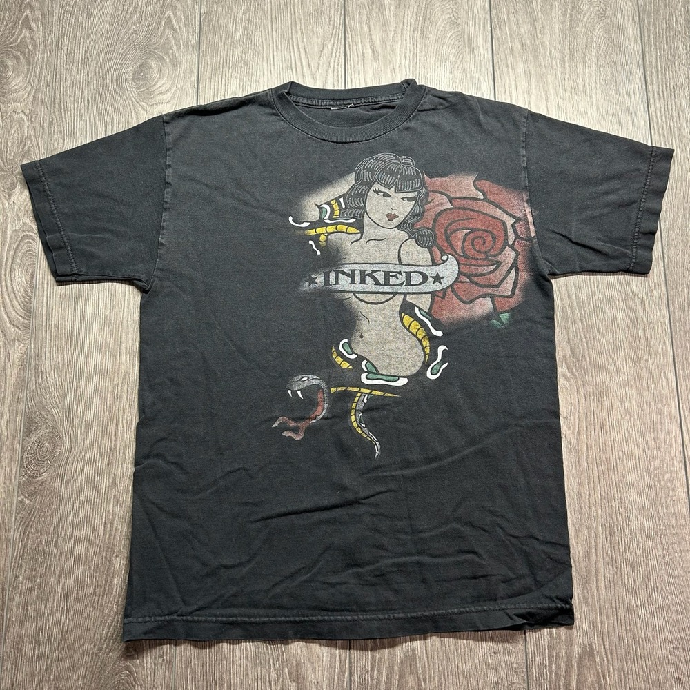 Vintage 2006 Inked A&E TV Show Graphic T-Shirt Mens Medium Black Tattoo Rose